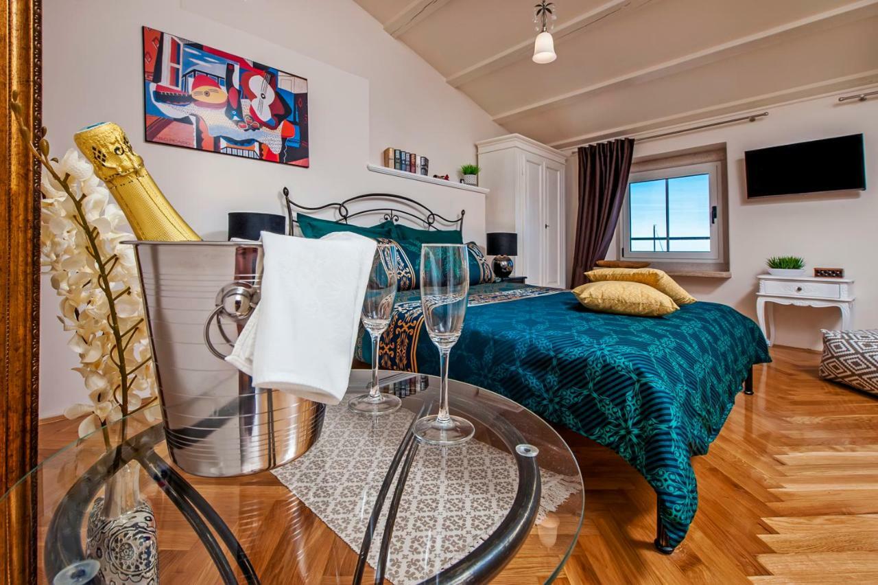 Apartment Luxury '936' *