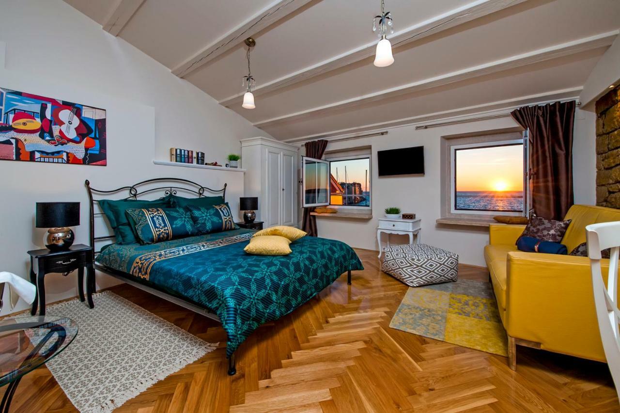 Apartment Luxury '936' *